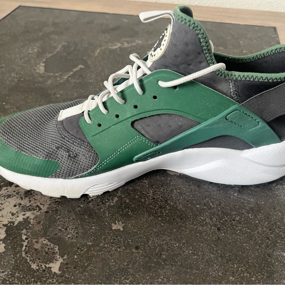Nike Men's Air Huarache Run Ultra Green/Black-White US Size 10